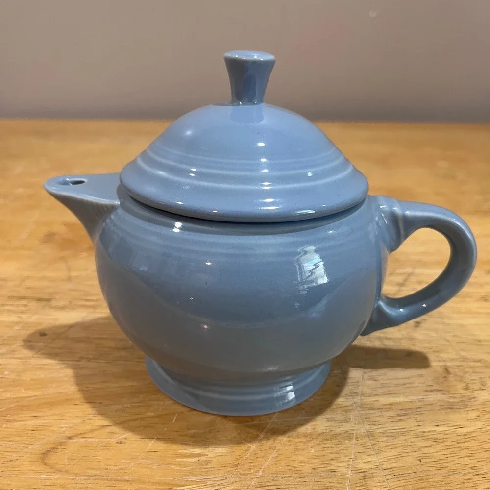 Vtg Fiesta Periwinkle Blue‎ Small Teapot Lid 2 Cup HLC USA Ceramic Pottery